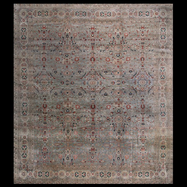 Early 20th Century Turkish Sivas Carpet 