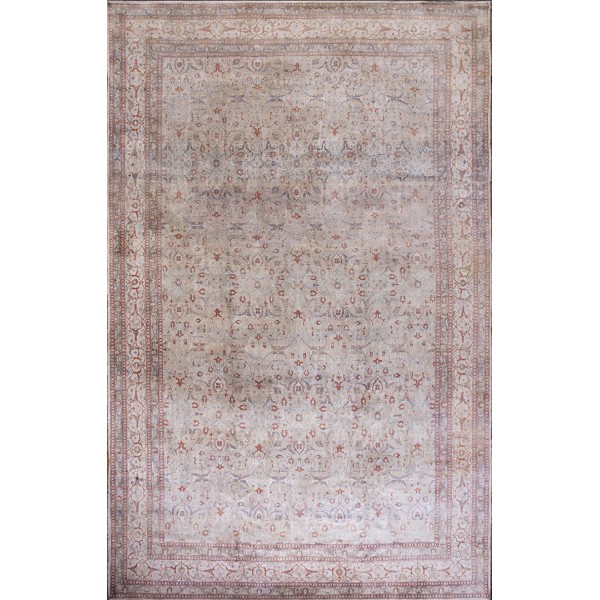 Late 19th Century Persian Tabriz Carpet 